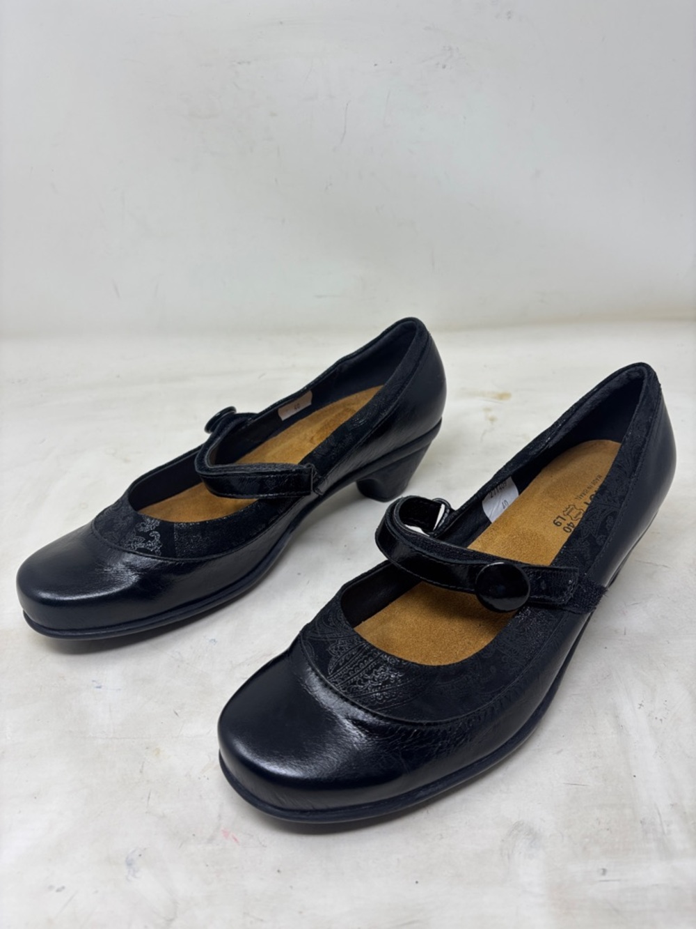 Naot Black Mary Jane Heel Pumps